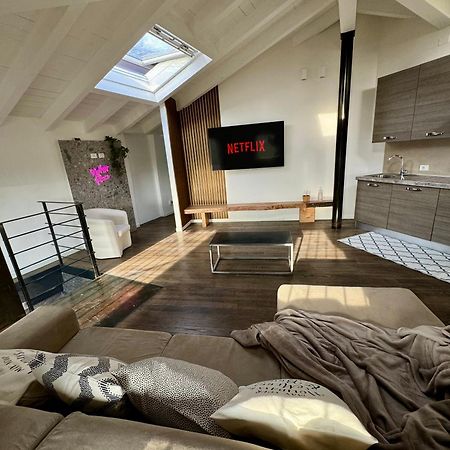 Bridge Apt Brescia - Netflix - Wifi Luaran gambar