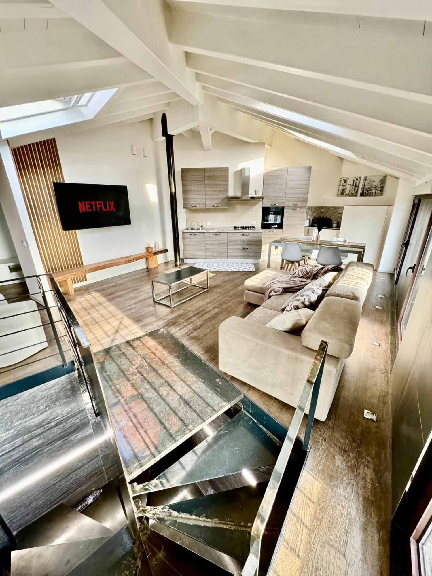 Bridge Apt Brescia - Netflix - Wifi Luaran gambar