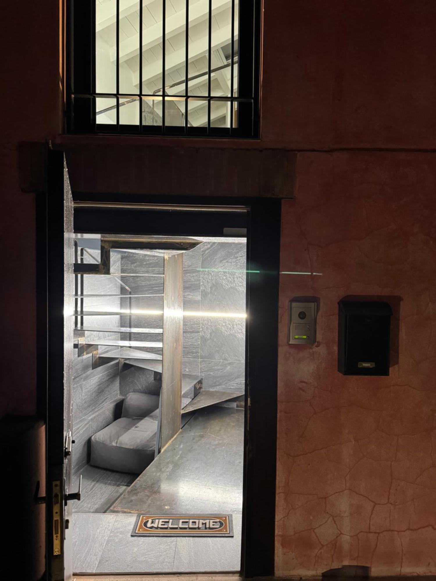 Bridge Apt Brescia - Netflix - Wifi Luaran gambar